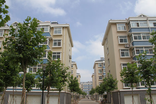 濱海城市經典小區(qū)院內實拍1